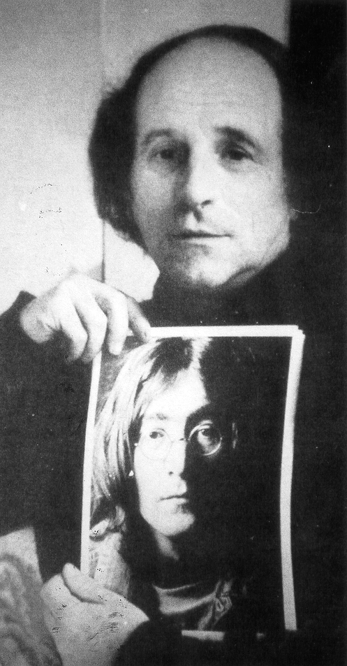 Léo Ferré - Montrant une photo de John Lennon, 1969